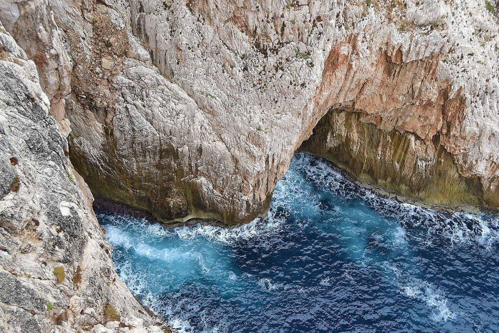 útesy u Capo Caccia